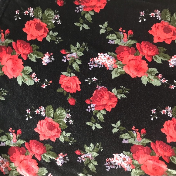 Rue21 Floral Shirt  with Laced Sleeves - Picture 5 of 6